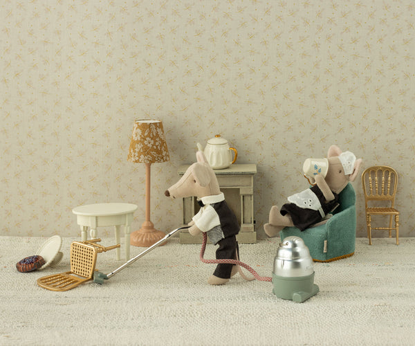Waiter Mouse, Big Sister/Brother – Maileg