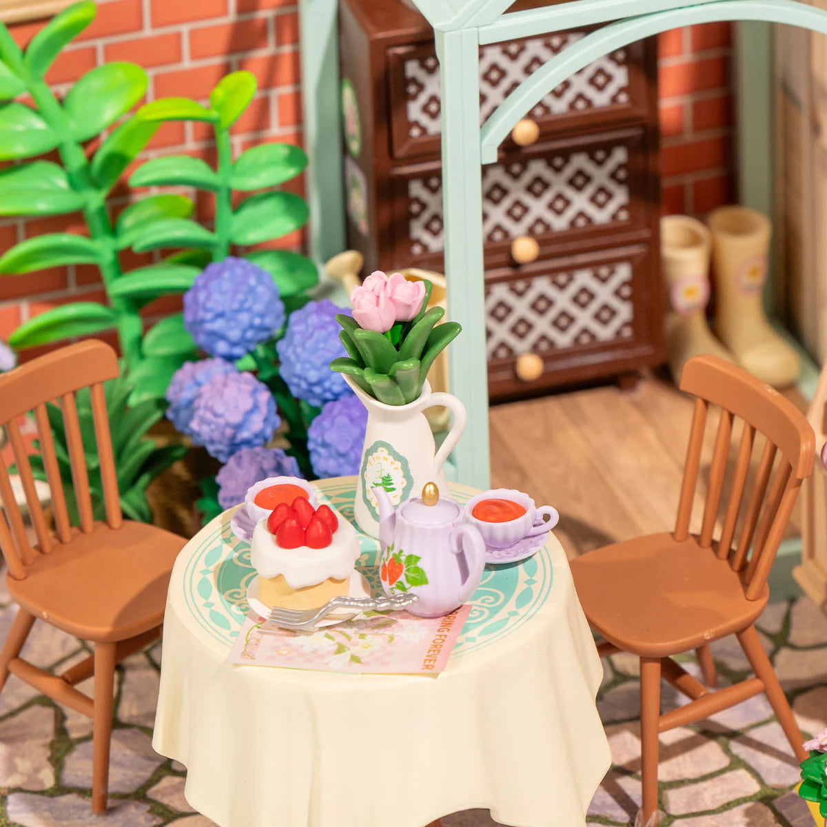 Rolife Blooming Tea Garden DIY Miniature House DW013B – Robotime