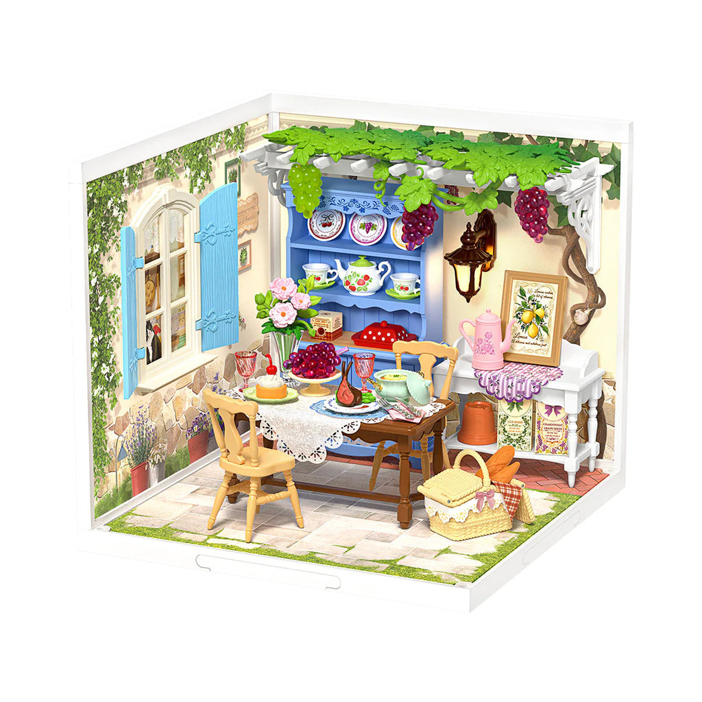 Rolife Midsummer Dream Yard DIY Miniature House DW025 – Robotime