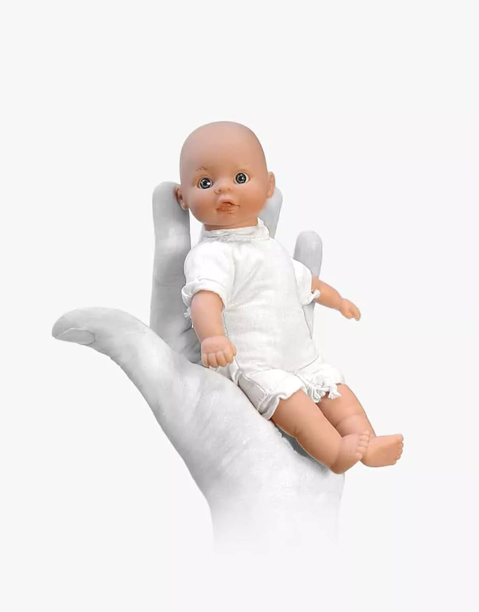 Teo Doll with Dark Eyes & Sky Blue Vichy Moses Basket – Minikane