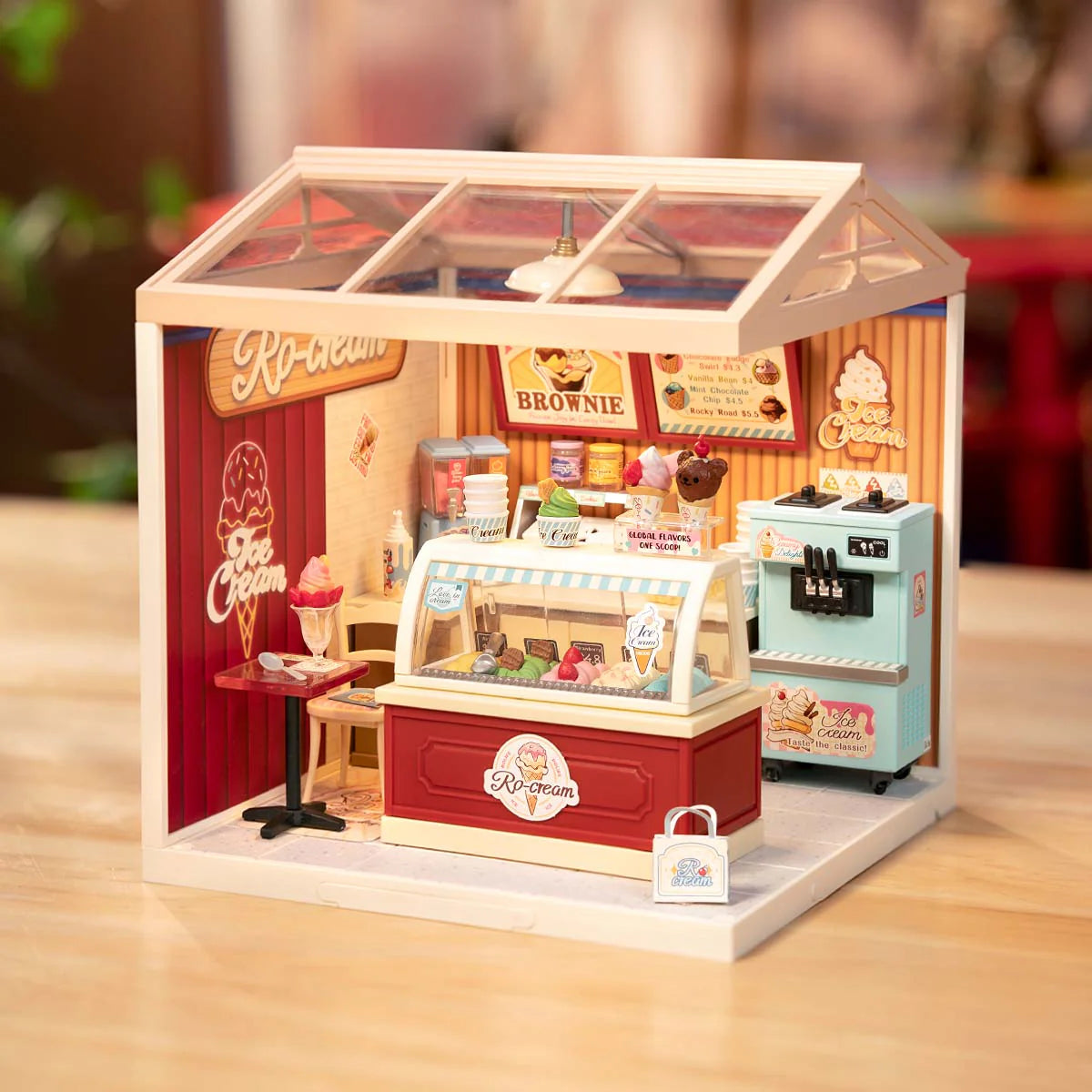 Rolife Flavorful Ice Cream DIY Miniature House DW018B – Robotime