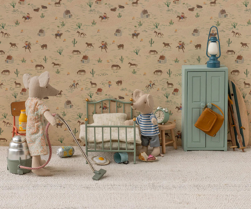 Vintage Single Bed Mouse Mint – Maileg
