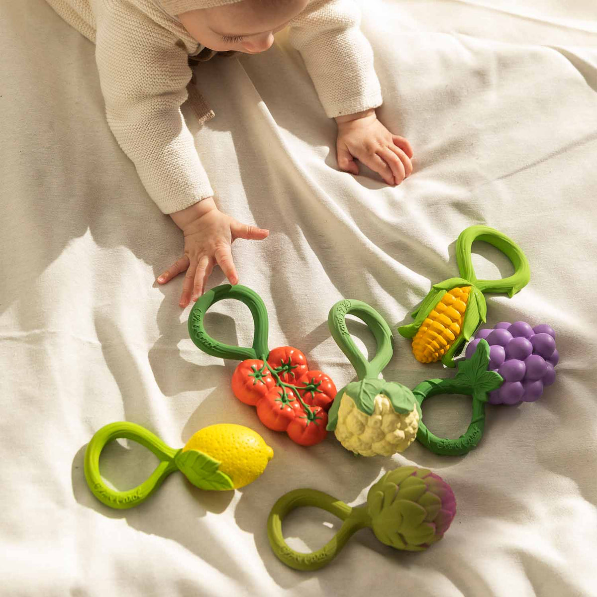 Artichoke Rattle Toy – Oli and Carol