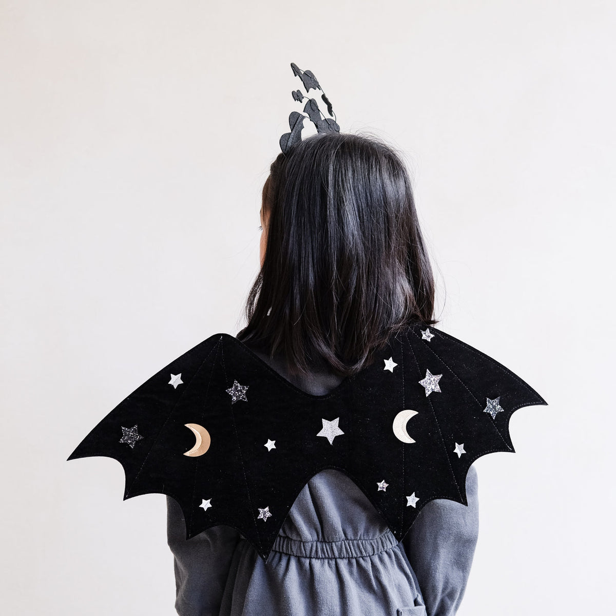 Bat Wings – Mimi & Lula