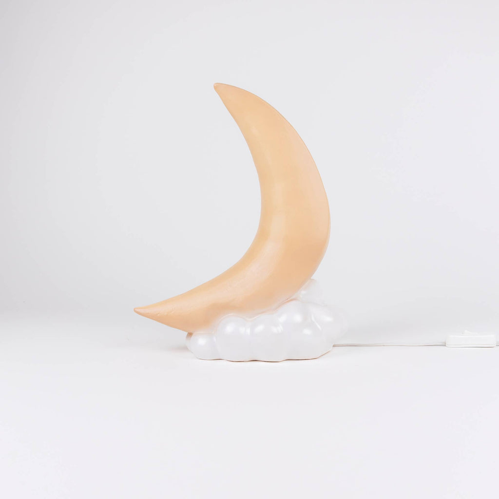 Crescent Moon w/ Plug – Egmont