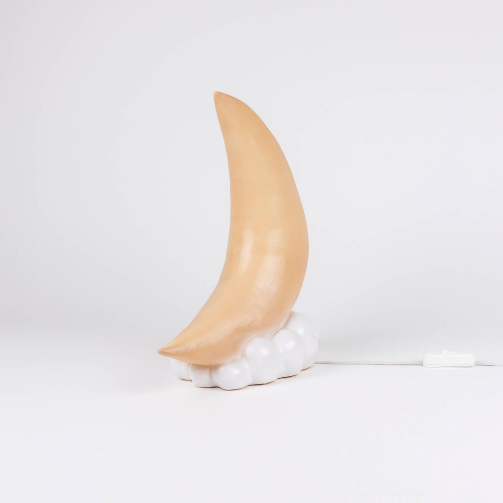 Crescent Moon w/ Plug – Egmont