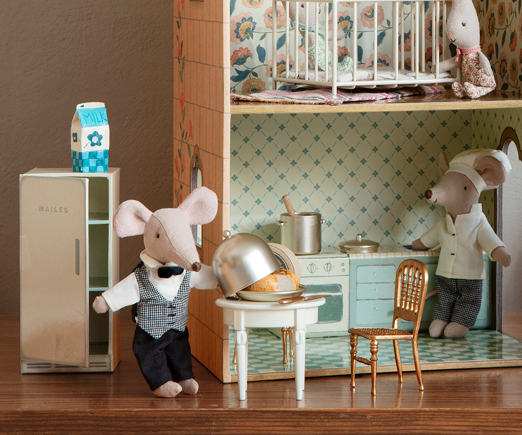 Waiter Mouse, Big Sister/Brother – Maileg