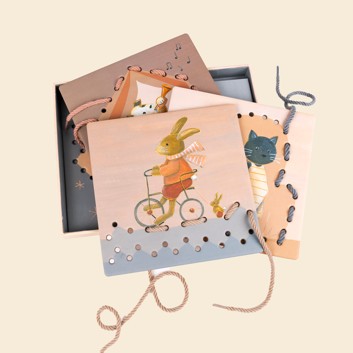Sewing Cards Friends – Egmont