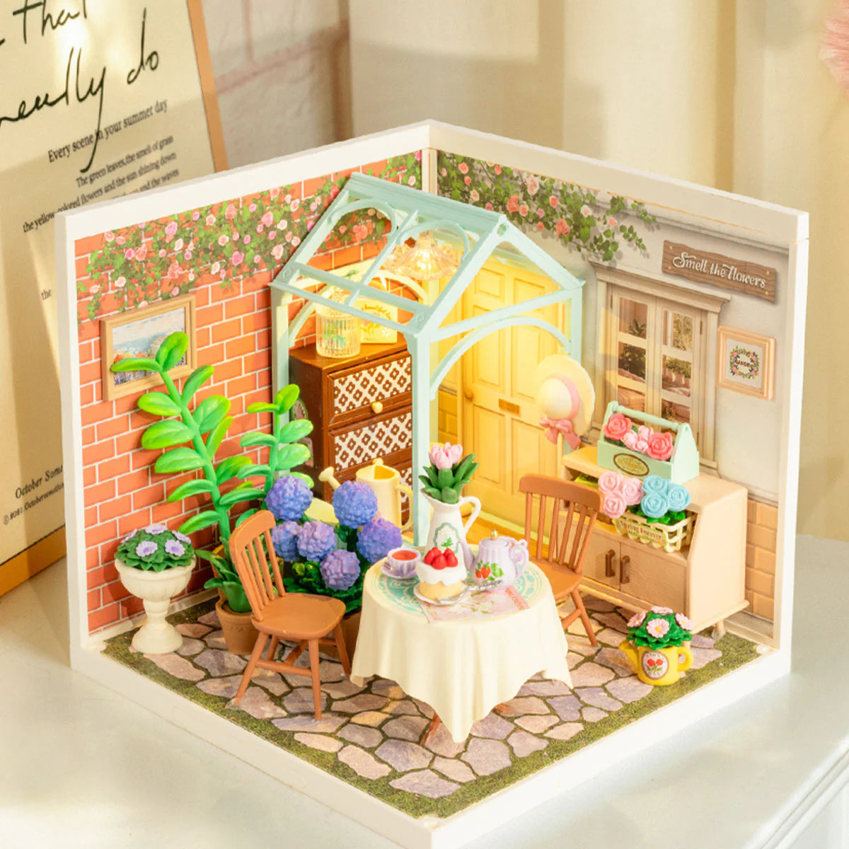Rolife Blooming Tea Garden DIY Miniature House DW013B – Robotime