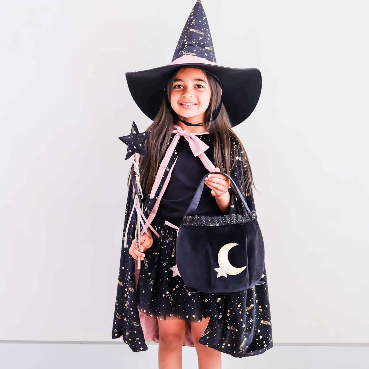 Black Cauldron Trick Or Treat Bag – Mimi & Lula
